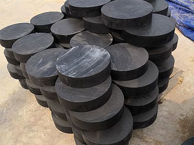 新田县板式橡胶支座由若干层橡胶片与薄钢板经加压硫化